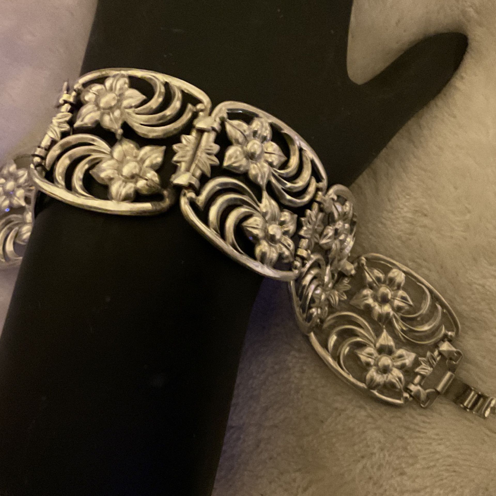 7” Vintage Sterling Silver Wide Bracelet With Swirl Flowers,by WRE