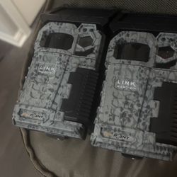 Spypoint Trail Cams With Backpack 