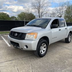 2013 Nissan Titan, 4 X 4 Crew Cab