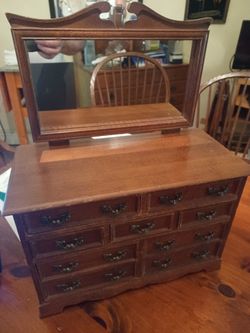 Vintage Jewelry Box