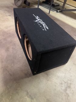 Skar Audio Dual Subwoofer Enclosure Box