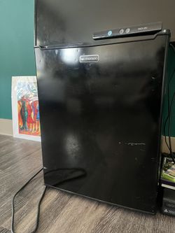 Emerson Mini Fridge