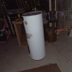 40 Gallon Electric Hot Water Heater