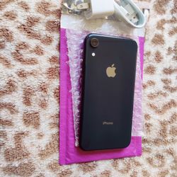 Unlocked iPhone XR, 64gb 