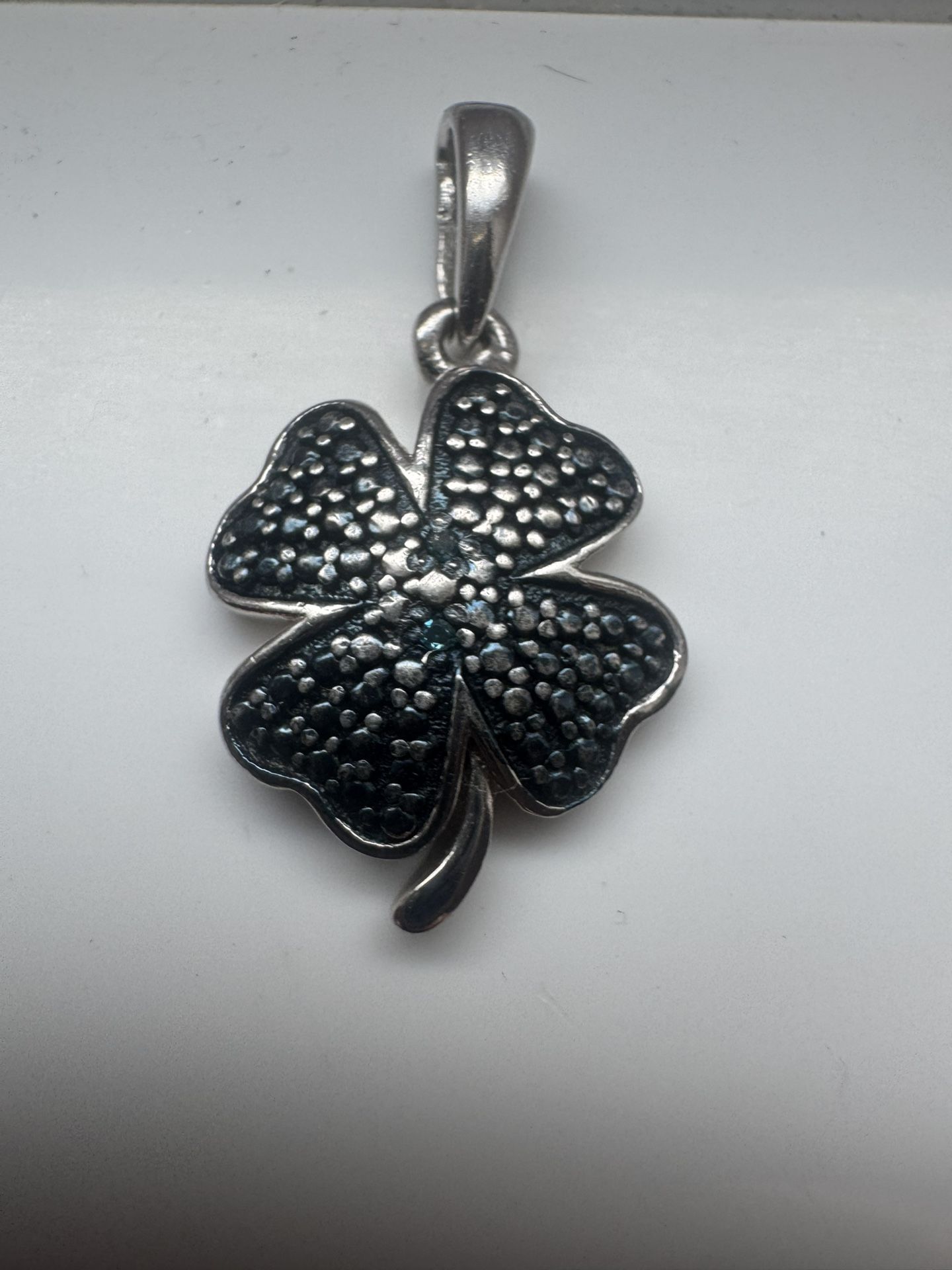 925 silver sterling Lucky clover pendant