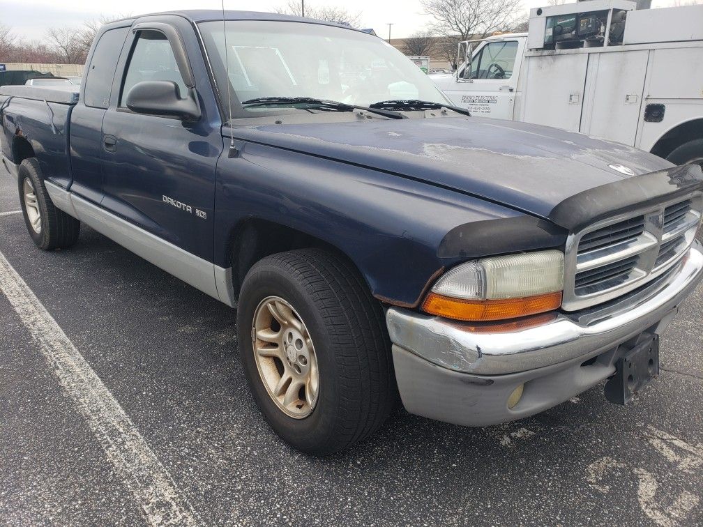 2001 Dodge Dakota SLT Extended Cab 170k Miles Very reliable