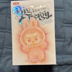 Labubu Big Into Energy 
