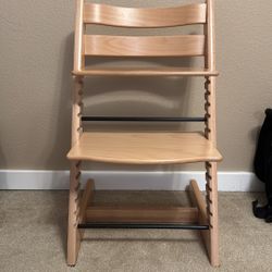 Tripp Toddler Chair 