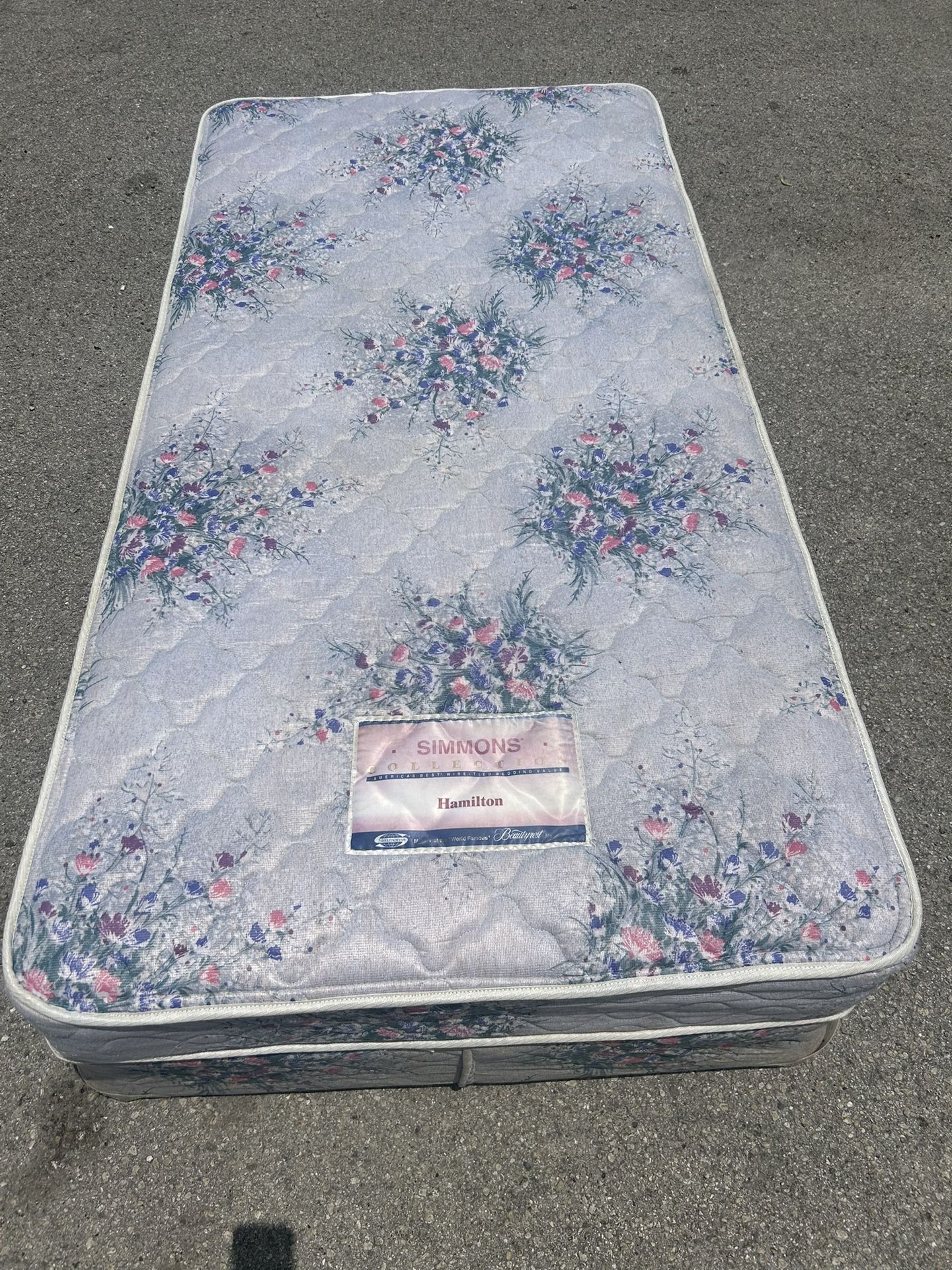 Twin Bed , Frame Box Spring And Mattress