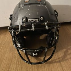 Football helmet F7 Great for head protection 