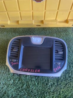 2016 Chrysler 300c Indash Display