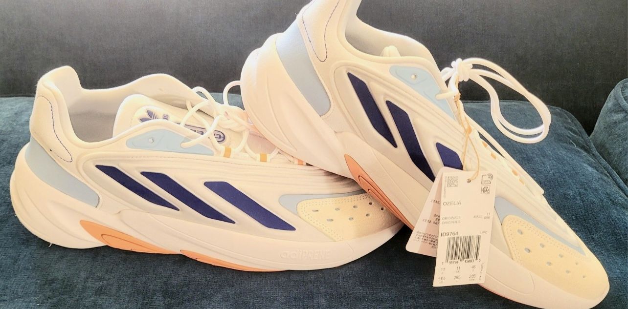 ADIDAS OZELIA SIZE 11