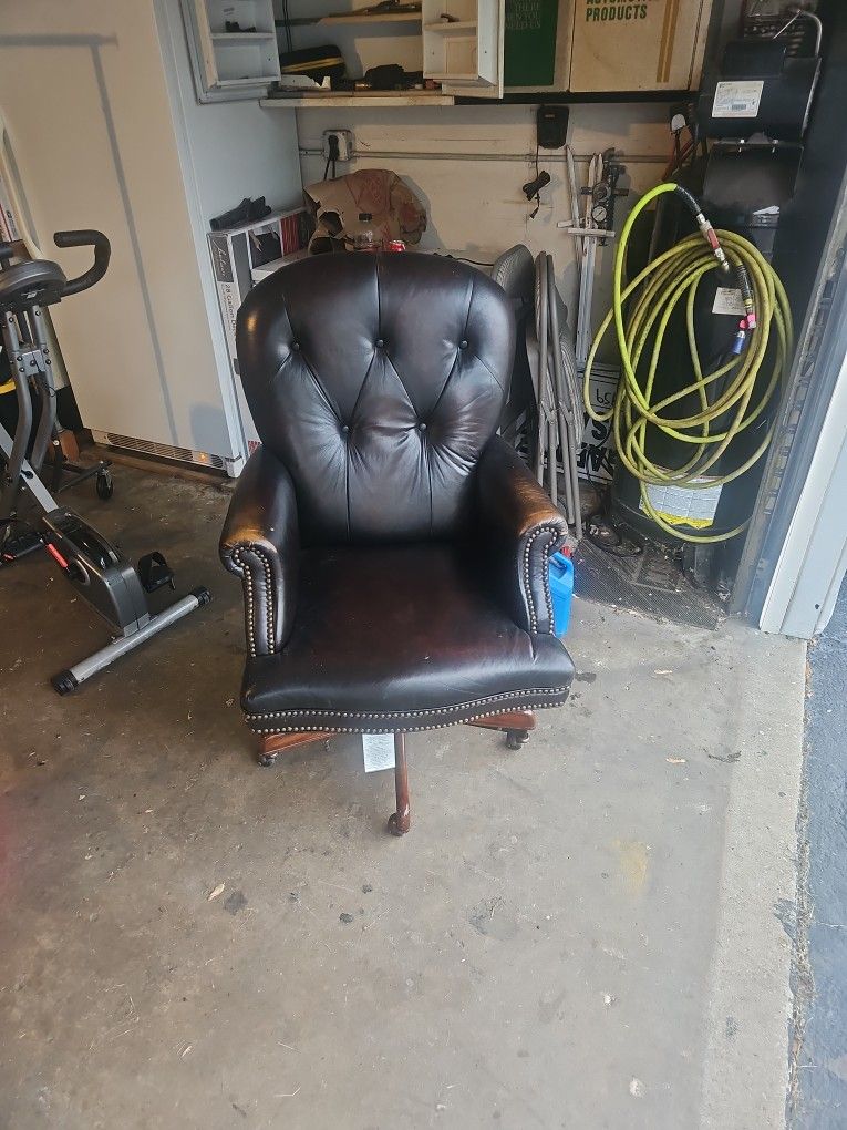 Desk Chair Walter E Smith