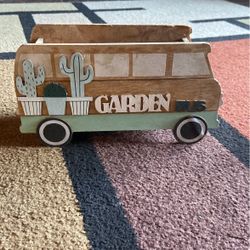 10”x5” Succulent Garden Bus   Wood. Good Condition. 