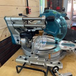 Makita 10" Corded Miter Saw -New