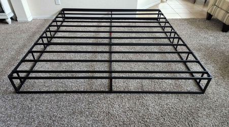 King Size Steel Smart Box Spring Bed Base. Tool-Free Easy Assembly.  75.5"W x 79"L x 9"H