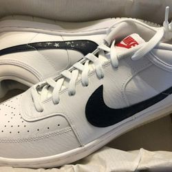 Nike Sky Force 3/4 White Obsidian Pure Platinum cz7892-101 Size 11.5 and fits like size 12. WOW DEAL !!!!