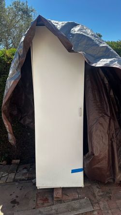 cabinet / wardrobe / closet