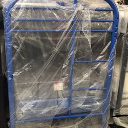 Bunk bed Twin And Twin with mattress + Tax 