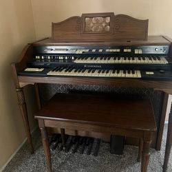 Hammond Organ