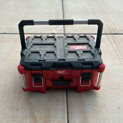 Milwaukee Packout 2 Tier Tool Box