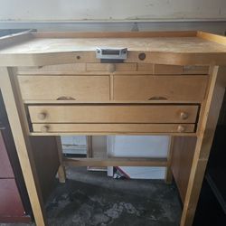 Jewelry Making Table