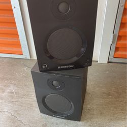 Samson MediaOneBT5 Speakers With Bluetooth