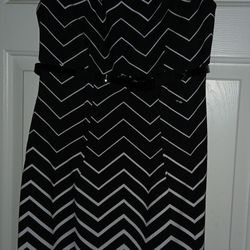 Classy Black & White Chevron Print Dress