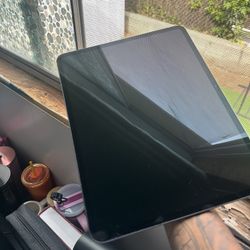 ipad pro 13 inch (M5) wifi 256gb