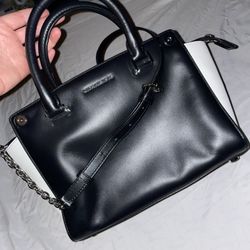 Michael Kors Medium Selma Bag Black Optic White