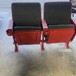 Game room/man cave Theater Seats