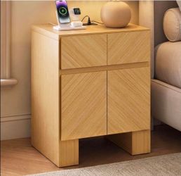 Nightstand/Bedside Table