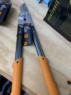 New Fiskars UltraSharp 7.5-In Steel Bypass Lopper