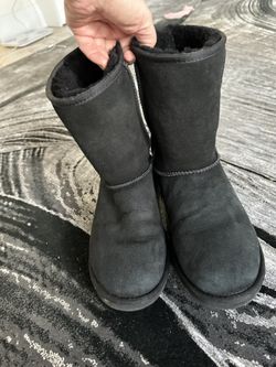 Uggs  Size 9