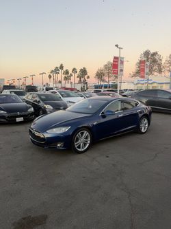 2015 Tesla Model S