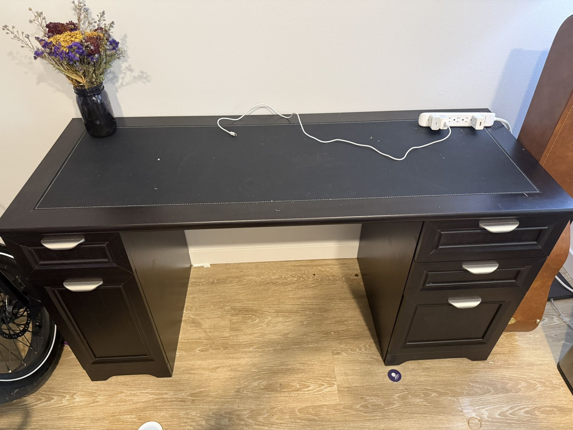 Desk For Sale $100 Obo