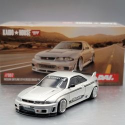 Kaido House x Mini GT Nissan Skyline GT-R (R33) DAI33 V1 KHMG097 #097