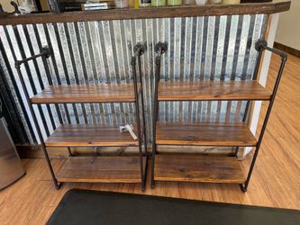 Wall shelving