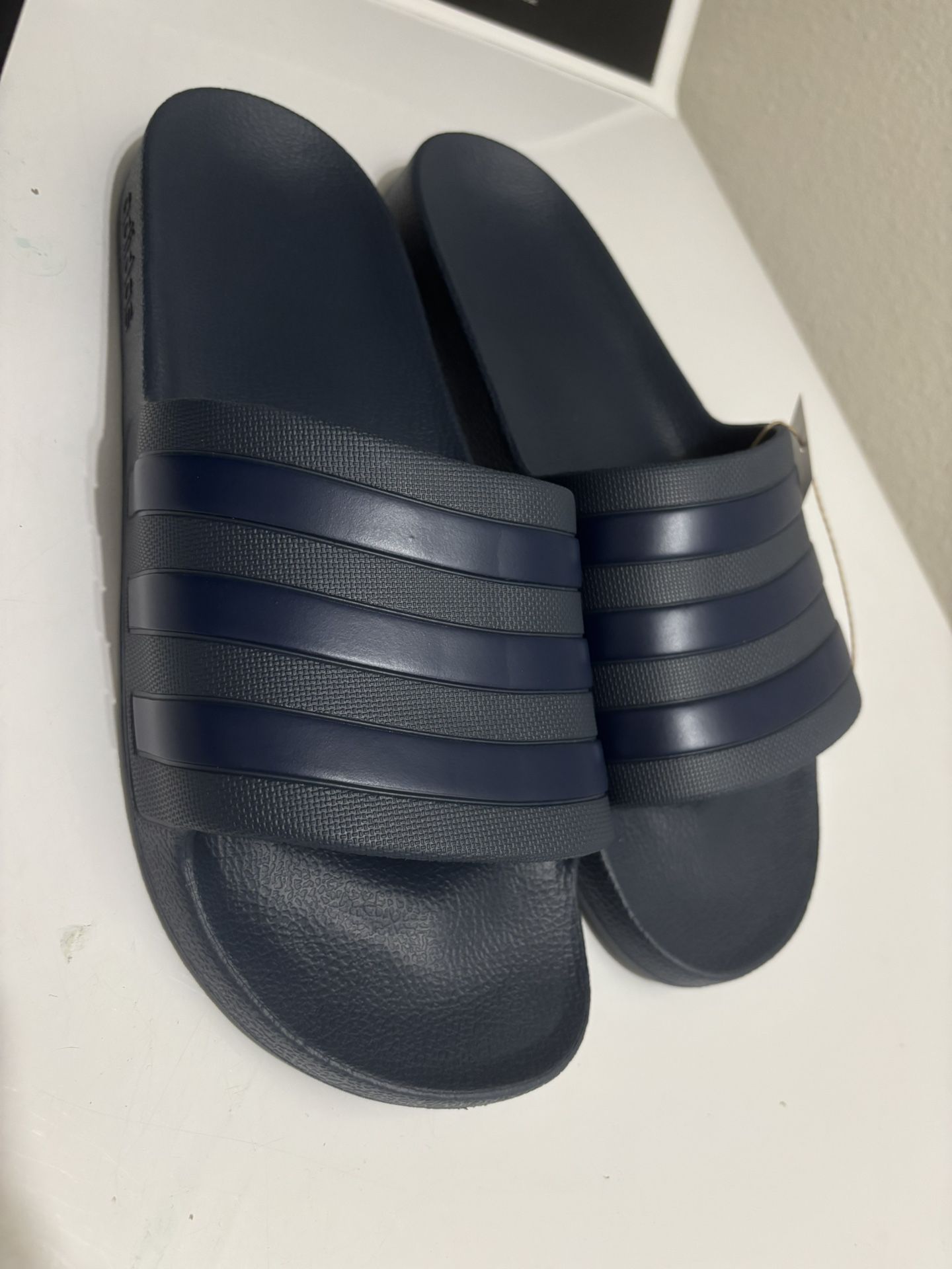 Adidas Slide