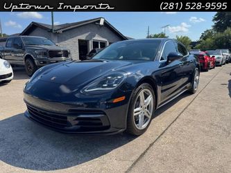 2017 Porsche Panamera