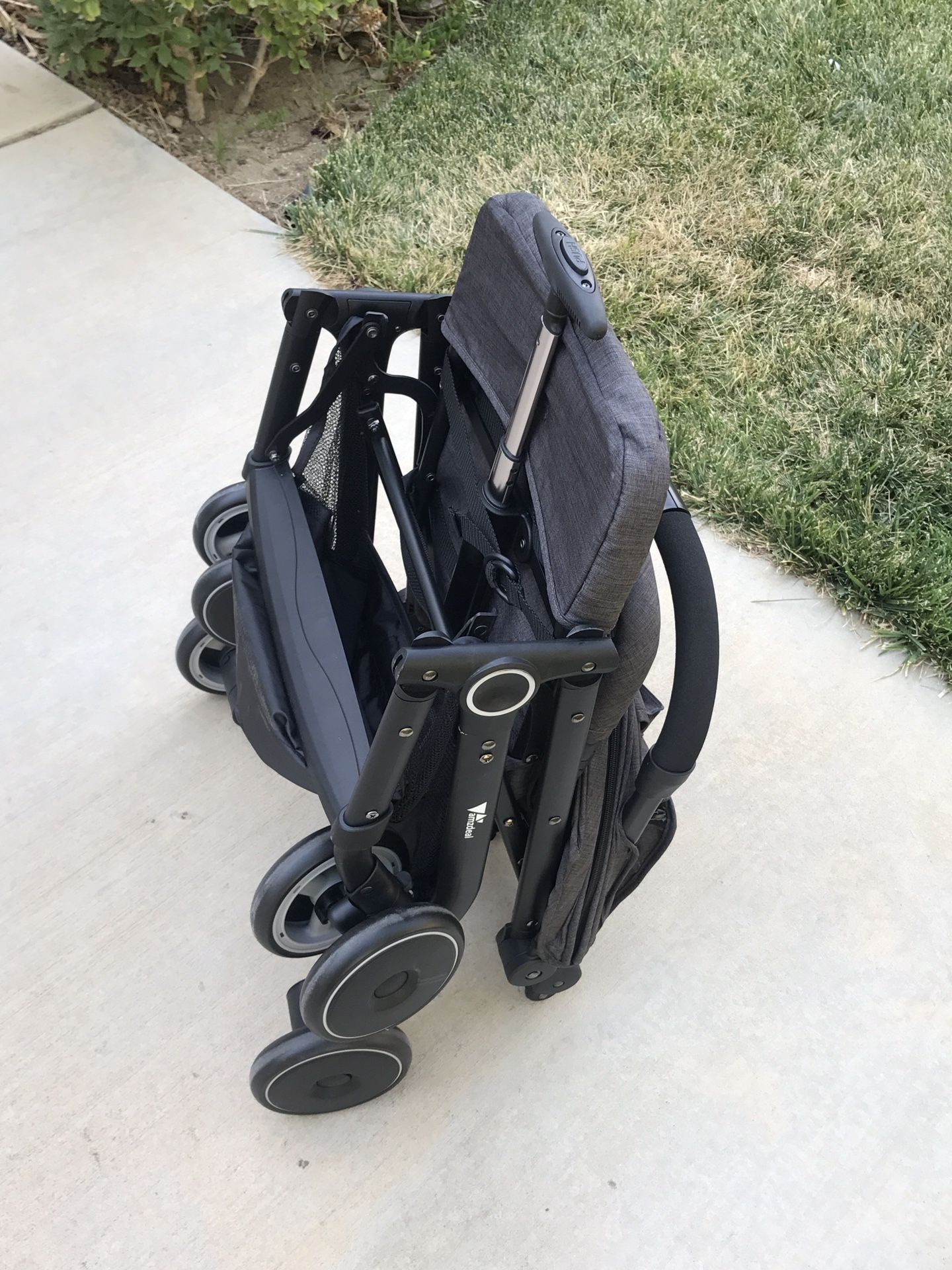 Amzdeal airplane top lightweight stroller