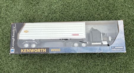 Long Hauler Collection New Ray Kenworth W900 Truck Scale 1:32   SEALED