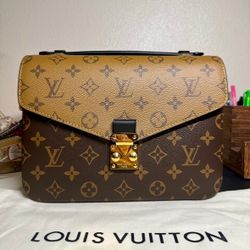 Authentic Pochette Métis- Louis Vuitton