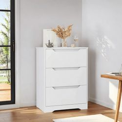 3 Drawers White Dresser, 23.6'' W Nightstand Chest of Drawer with Cutout Handles for Living Room