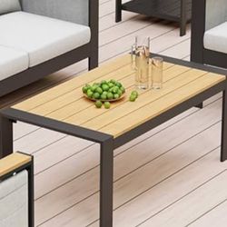 Outdoor all Weather coffee Table (new)
