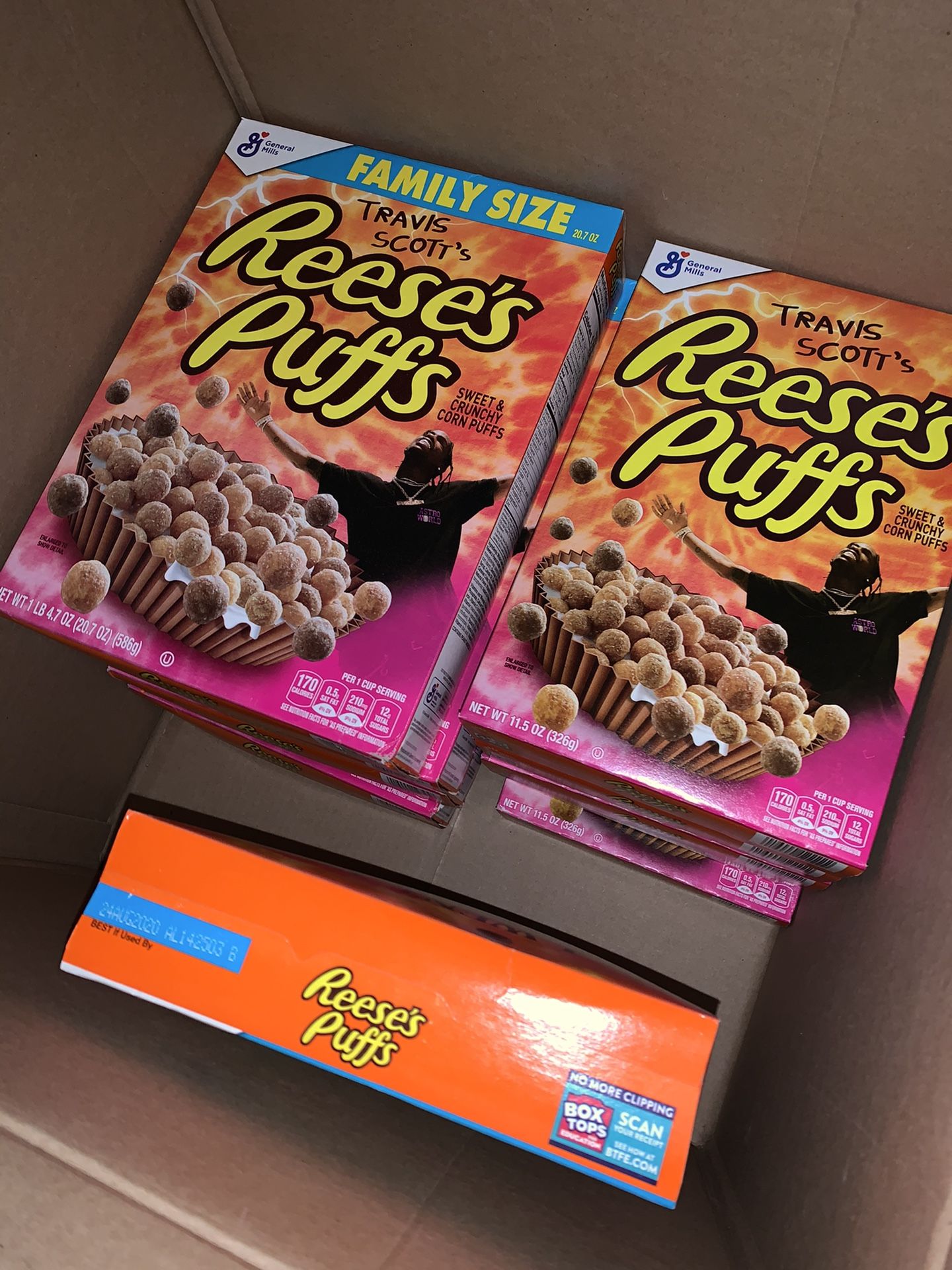 Travis Scott Reese’s Puffs