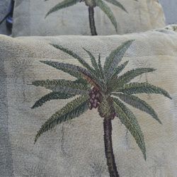 2 Palm Tree Pillows