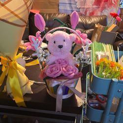 Arreglo De Osito Con Flores 