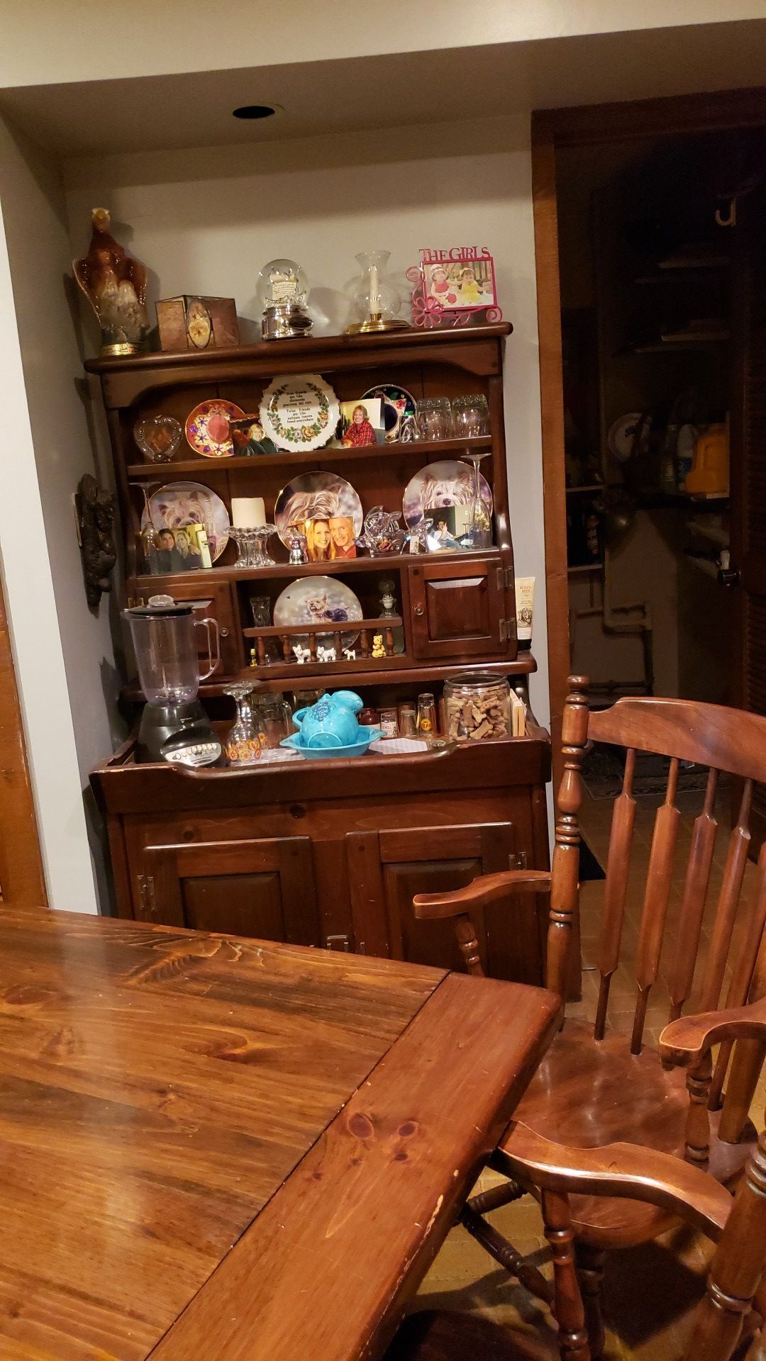 Kitchen Set, or separate. Whole $500.