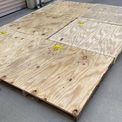 Heavy Duty Wood Pallets With Plywood On Top Solid Saturday Wooden Pallet For Sale 
